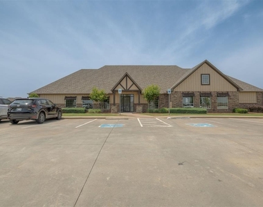 18500 Summer Grove Avenue - Photo Thumbnail 31