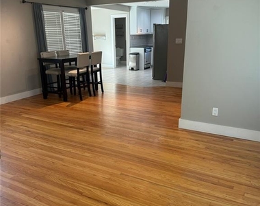 1215 Westlawn Drive - Photo Thumbnail 7