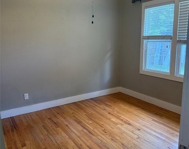 1215 Westlawn Drive - Photo Thumbnail 26