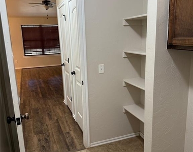 11600 Sw 9th Street - Photo Thumbnail 7