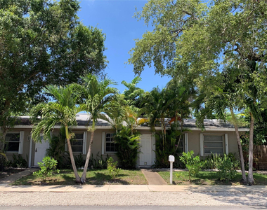 801 Sw 10th Street - Photo Thumbnail 2