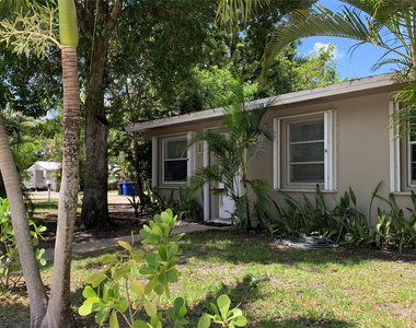 801 Sw 10th Street - Photo Thumbnail 3