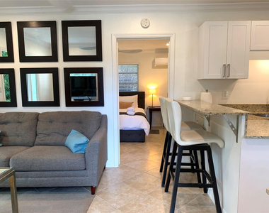 801 Sw 10th Street - Photo Thumbnail 9
