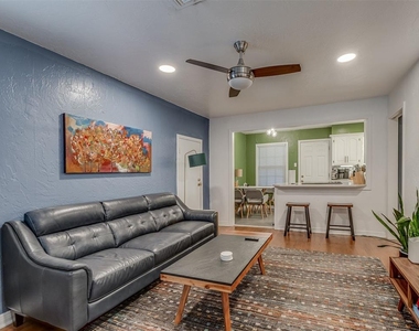 1009 Idaho Street - Photo Thumbnail 3
