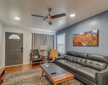 1009 Idaho Street - Photo Thumbnail 2