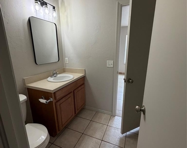 2704 Fennel Road - Photo Thumbnail 19