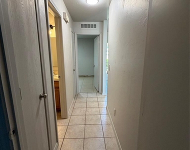 2704 Fennel Road - Photo Thumbnail 6