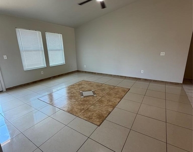2704 Fennel Road - Photo Thumbnail 21