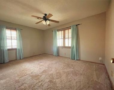 1216 C Street - Photo Thumbnail 5
