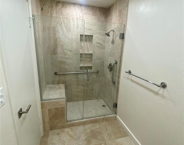 1114 Sherwood Lane - Photo Thumbnail 20