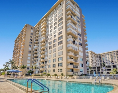 2000 S Ocean Boulevard - Photo Thumbnail 10