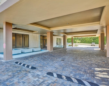 2000 S Ocean Boulevard - Photo Thumbnail 2