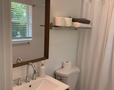 801 Sw 10th Street - Photo Thumbnail 17