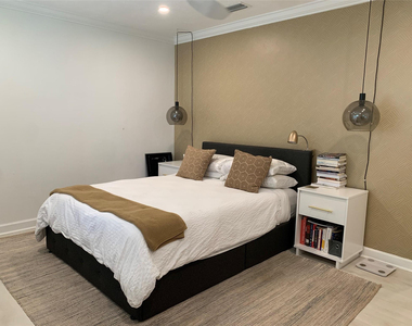 801 Sw 10th Street - Photo Thumbnail 8