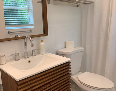 801 Sw 10th Street - Photo Thumbnail 16