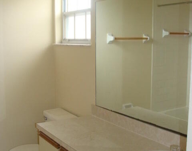 1565 Se Royal Green Circle - Photo Thumbnail 4