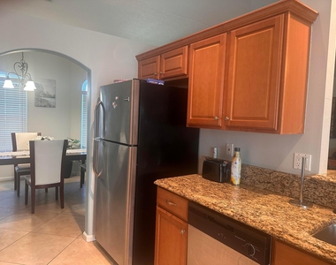 585 Sw Undallo Road - Photo Thumbnail 7