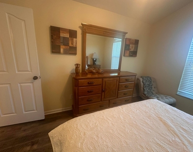 585 Sw Undallo Road - Photo Thumbnail 15