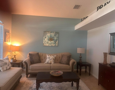 585 Sw Undallo Road - Photo Thumbnail 2
