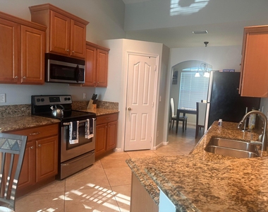 585 Sw Undallo Road - Photo Thumbnail 5