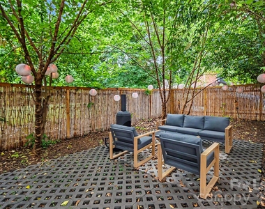 221 S Gardner Avenue - Photo Thumbnail 43