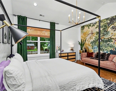 221 S Gardner Avenue - Photo Thumbnail 22