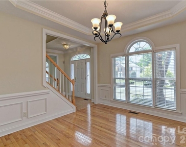 10496 Gunnison Lane - Photo Thumbnail 16