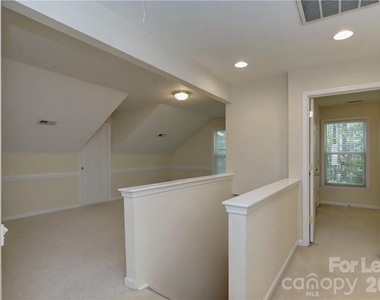 10496 Gunnison Lane - Photo Thumbnail 35