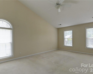 10496 Gunnison Lane - Photo Thumbnail 24