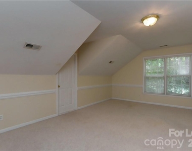 10496 Gunnison Lane - Photo Thumbnail 36