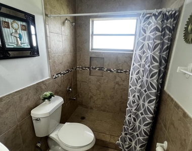 173 Se Fallon Drive - Photo Thumbnail 8