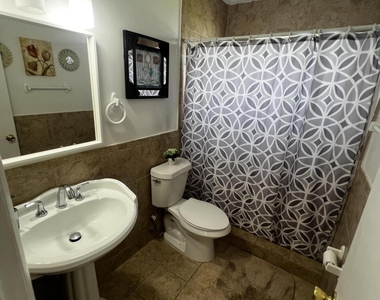 173 Se Fallon Drive - Photo Thumbnail 7