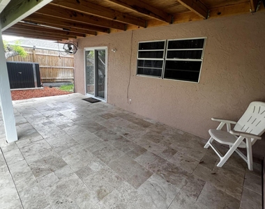 173 Se Fallon Drive - Photo Thumbnail 36
