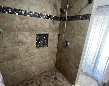 173 Se Fallon Drive - Photo Thumbnail 16