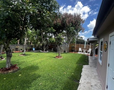 173 Se Fallon Drive - Photo Thumbnail 44