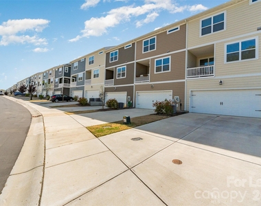 114 Marron Drive - Photo Thumbnail 32