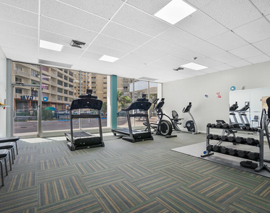 1801 S Ocean Drive - Photo Thumbnail 34