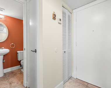 1801 S Ocean Drive - Photo Thumbnail 34
