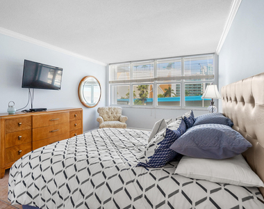 1801 S Ocean Drive - Photo Thumbnail 21