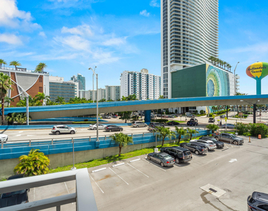 1801 S Ocean Drive - Photo Thumbnail 39