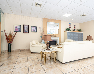 1801 S Ocean Drive - Photo Thumbnail 32