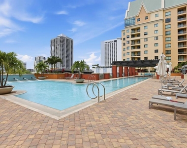 110 N Federal Highway - Photo Thumbnail 21