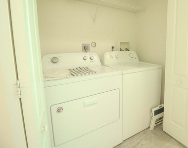 3129 Sw Solitaire Palm Drive - Photo Thumbnail 19