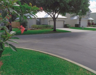 3129 Sw Solitaire Palm Drive - Photo Thumbnail 32