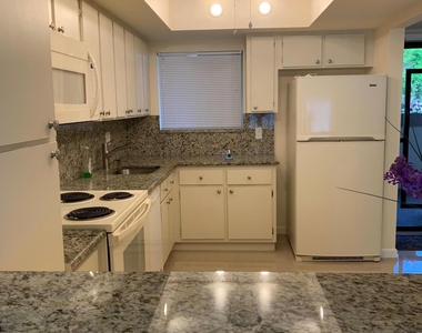 3212 Strawflower Way - Photo Thumbnail 7