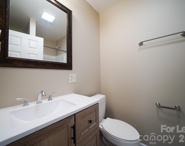 126 Mary Street - Photo Thumbnail 8