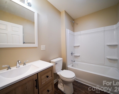 126 Mary Street - Photo Thumbnail 11