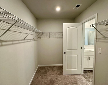 2123 Lavender Meadows Court - Photo Thumbnail 20