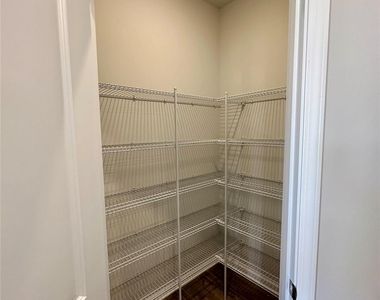 2123 Lavender Meadows Court - Photo Thumbnail 10