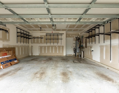 1310 Middlecrest Drive - Photo Thumbnail 25